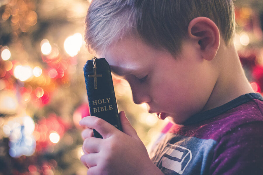 Los niños pueden apreciar la palabra de Dios